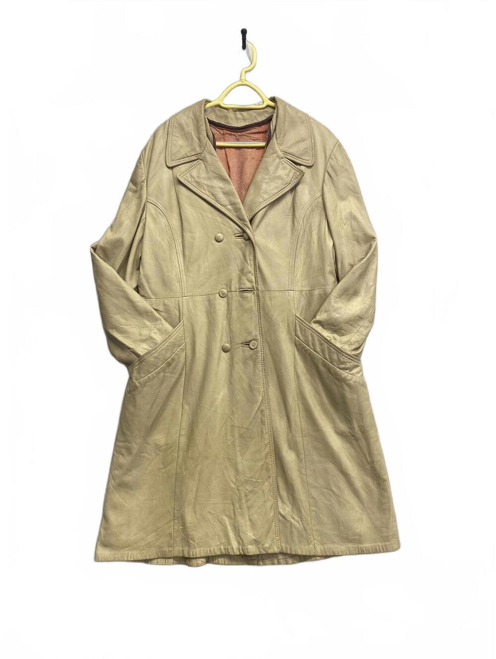 Vintage 60's or 70's Women's Beige Supple Leather Double Breasted Trench Coat L